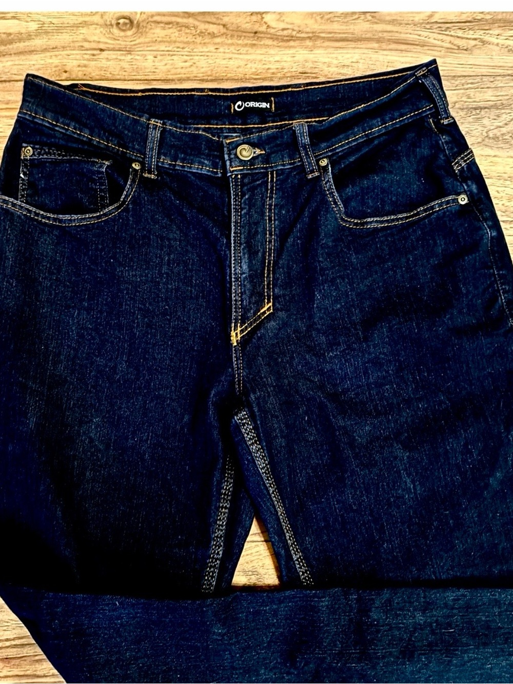 Origins Men's Dark Indigo Slim Straight Jeans. 34/32
